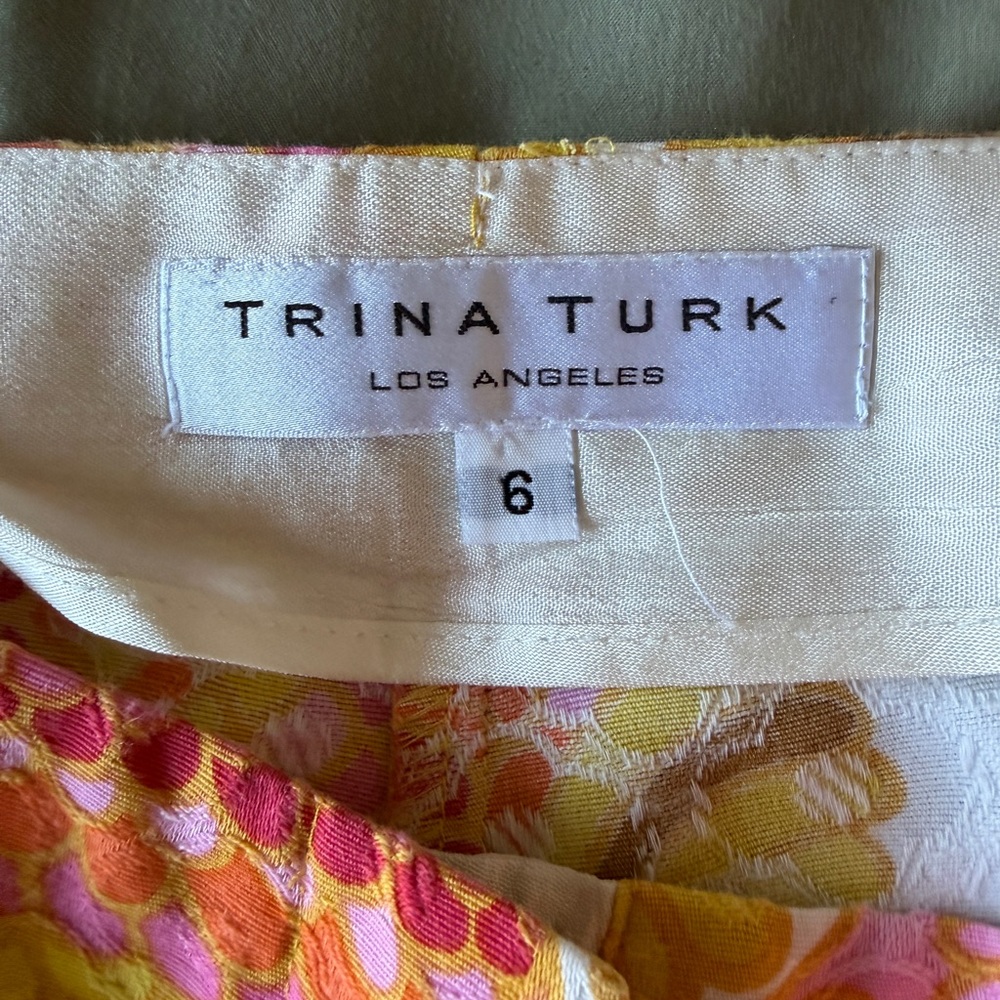 Trina Turk Yellow & Pink Swirl Print Bermuda Shorts - So Retro! - Picture 3 of 3